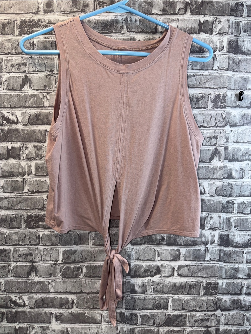 Women’s Lululemon Mauve Tie-Front Tank Top